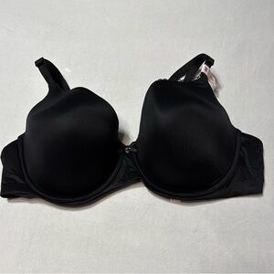 Black Victoria’s Secret Body by Victoria bra